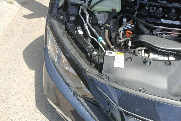 Used Honda Civic 2019 220TURBO CVT Dynamic Edition China VI Engine Bay Right