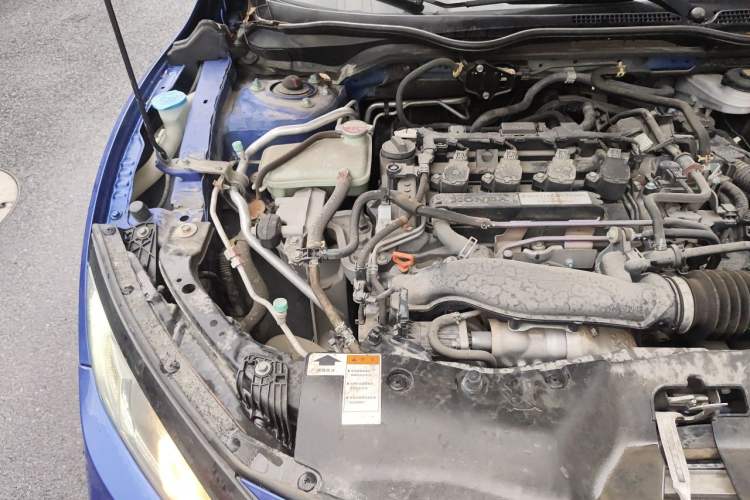 Used Honda Civic 2019 220TURBO Manual Jinkong Edition China VI Engine Bay Right