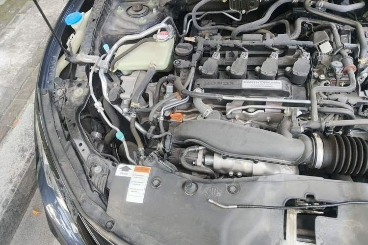 Used Honda Civic 2019 220TURBO Manual Jinkong Edition China VI Engine Bay Right