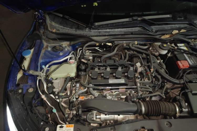 Used Honda Civic 2019 220TURBO CVT Dynamic Edition China VI Engine Bay Right
