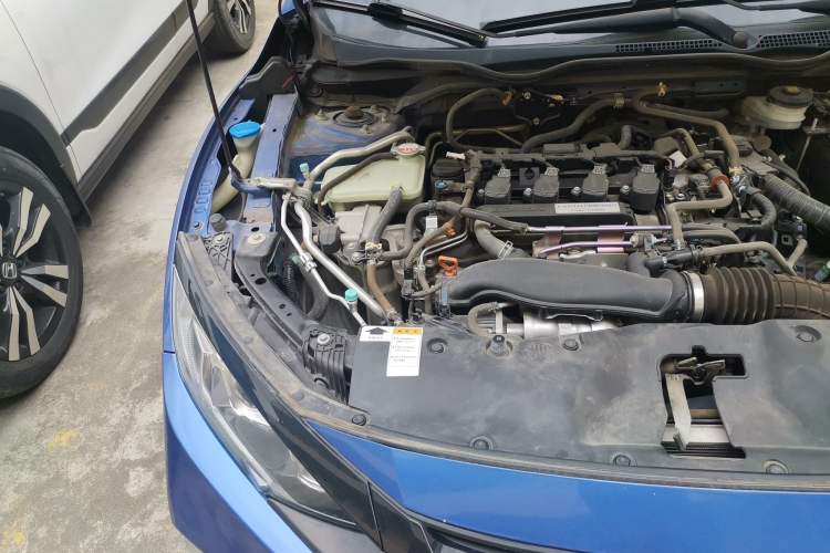 Used Honda Civic 2019 220TURBO CVT Dynamic Edition China VI Engine Bay Right