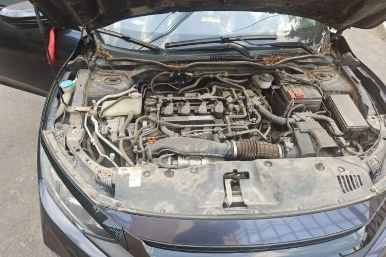 Used Honda Civic 2019 220TURBO CVT Dynamic Edition China VI Engine Bay Right