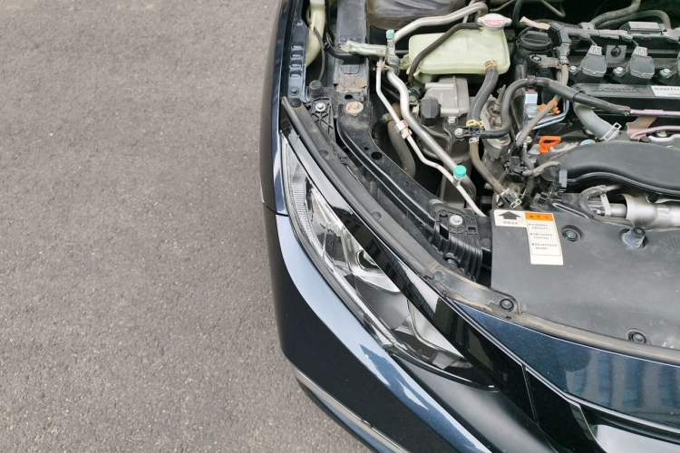 Used Honda Civic 2019 220TURBO CVT Dynamic Edition China VI Engine Bay Right