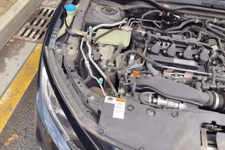 Used Honda Civic 2019 220TURBO Manual Jinkong Edition China VI Engine Bay Right