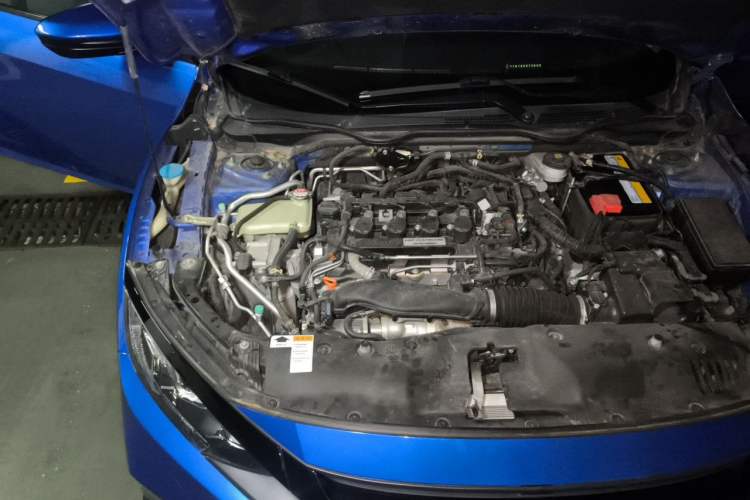 Used Honda Civic 2019 220TURBO CVT Dynamic Edition China VI Engine Bay Right