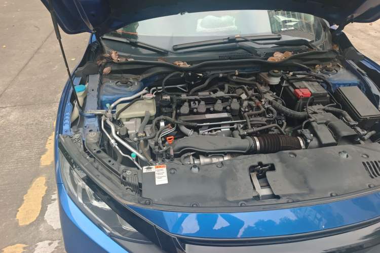 Used Honda Civic 2019 220TURBO CVT Dynamic Edition China VI Engine Bay Right