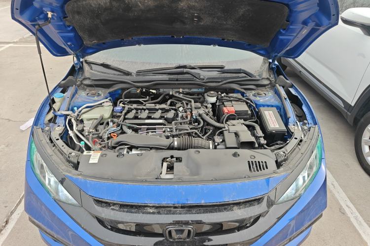 Used Honda Civic 2019 220TURBO CVT Dynamic Edition China VI Emission Standard Engine Bay