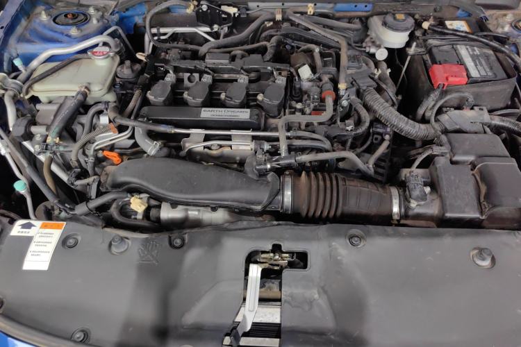Used Honda Civic 2019 220TURBO CVT Dynamic Edition China VI Emission Standard Engine Bay