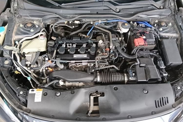 Used Honda Civic 2019 220TURBO CVT Dynamic Edition China VI Emission Standard Engine Bay