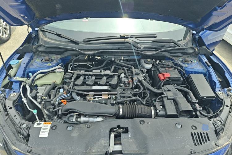 Used Honda Civic 2019 220TURBO CVT Dynamic Edition China VI Emission Standard Engine Bay
