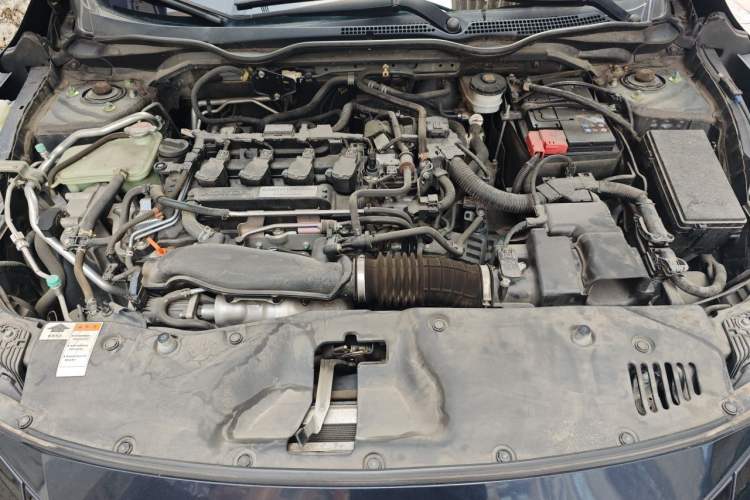 Used Honda Civic 2019 220TURBO CVT Dynamic Edition China VI Emission Standard Engine Bay