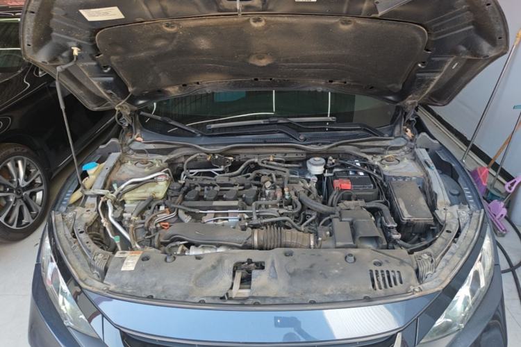 Used Honda Civic 2019 220TURBO CVT Dynamic Edition China VI Engine Bay