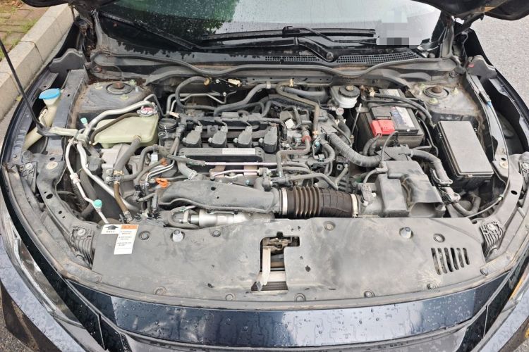 Used Honda Civic 2019 220TURBO CVT Dynamic Edition China VI Engine Bay