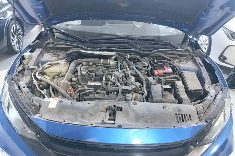 Used Honda Civic 2019 180TURBO CVT Shangdong Edition China VI Engine Bay
