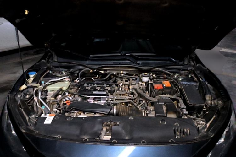 Used Honda Civic 2019 220TURBO CVT Dynamic Edition China VI Engine Bay