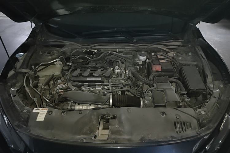 Used Honda Civic 2019 220TURBO CVT Dynamic Edition China VI Engine Bay