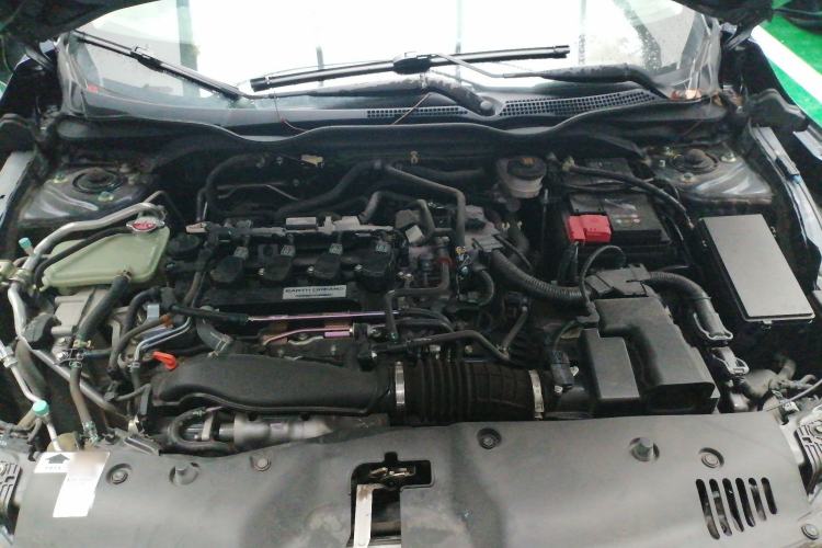 Used Honda Civic 2019 220TURBO CVT Power Edition China VI Emission Standard Engine Bay