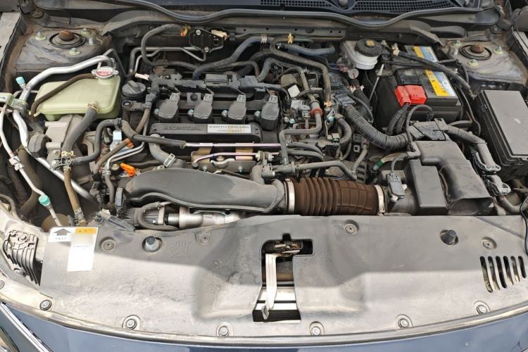 Used Honda Civic 2019 220TURBO CVT Dynamic Edition China VI Emission Standard Engine Bay