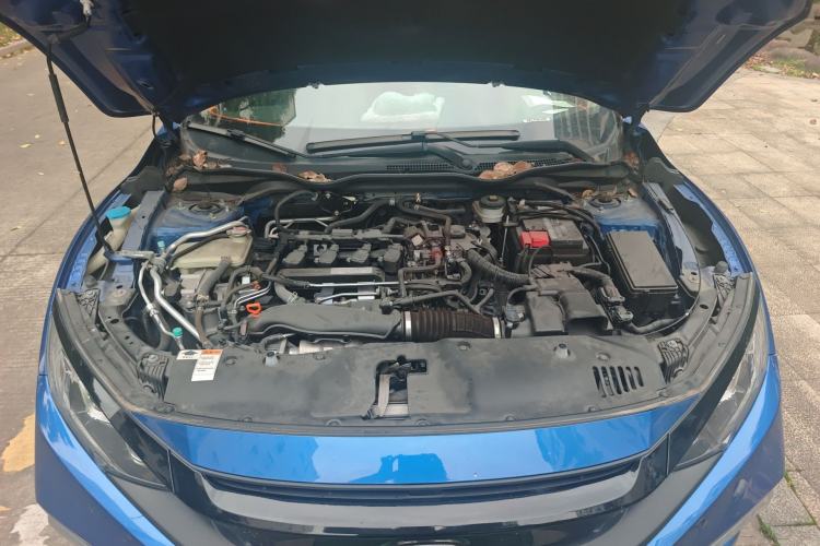 Used Honda Civic 2019 220TURBO CVT Dynamic Edition China VI Engine Bay
