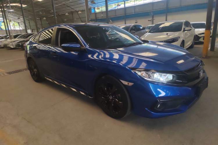 Used Honda Civic 2019 220TURBO CVT Dynamic Edition China VI Emission Standard Exterior 2