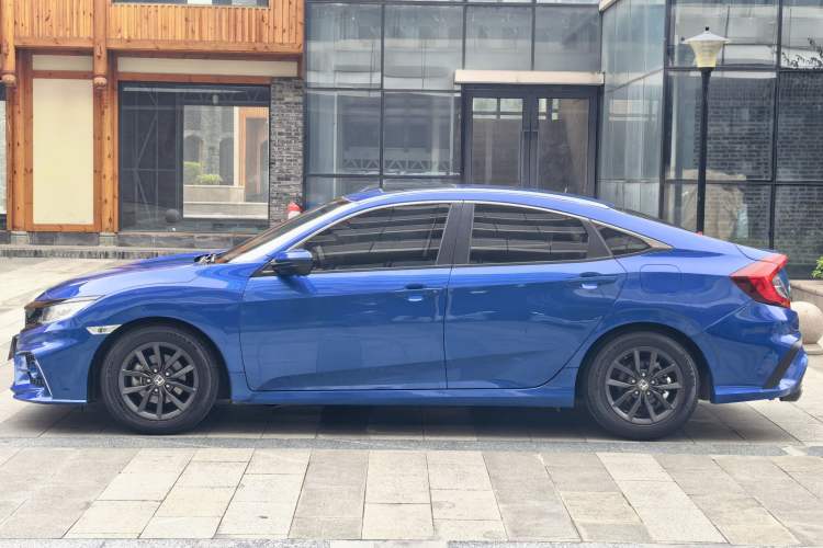 Used Honda Civic 2019 220TURBO CVT Dynamic Edition China VI Exterior 3