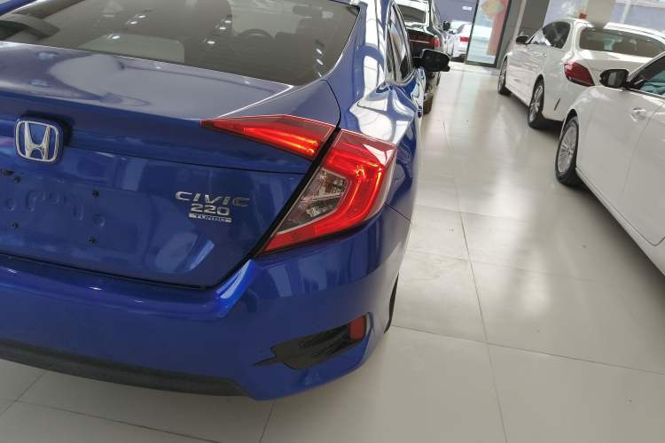 Used Honda Civic 2019 220TURBO CVT Dynamic Edition China VI Exterior 3