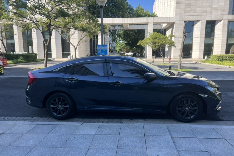 Used Honda Civic 2019 220TURBO CVT Dynamic Edition China VI Exterior 3