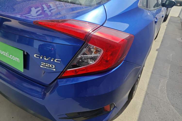 Used Honda Civic 2019 220TURBO CVT Dynamic Edition China VI Exterior 3