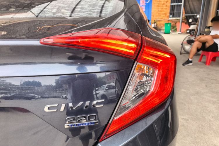 Used Honda Civic 2019 220TURBO CVT Dynamic Edition China V Exterior 3