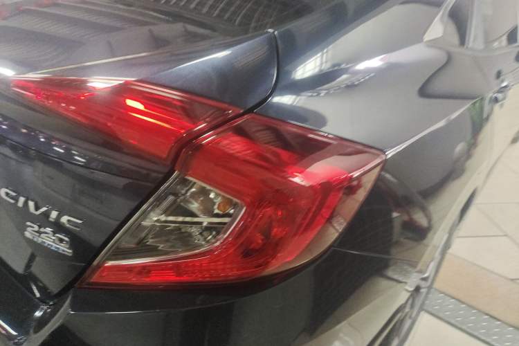 Used Honda Civic 2019 220TURBO CVT Dynamic Edition China VI Exterior 3