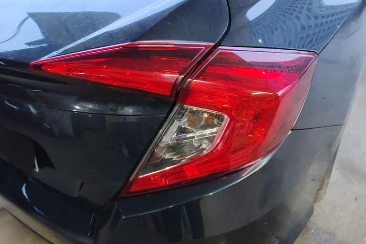 Used Honda Civic 2019 220TURBO CVT Dynamic Edition China VI Exterior 3
