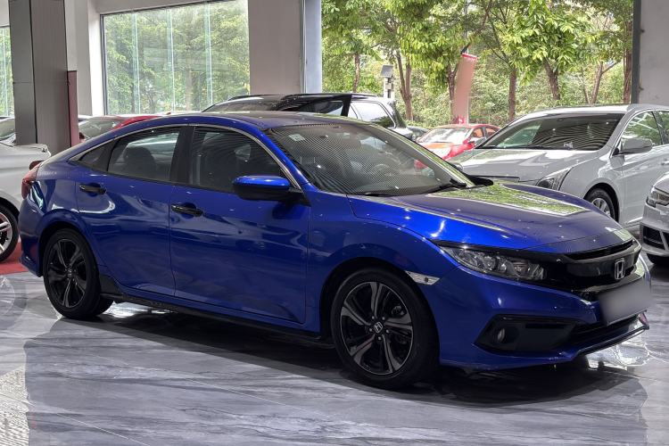 Used Honda Civic 2019 220TURBO CVT Dynamic Edition China VI Emission Standard Exterior 3