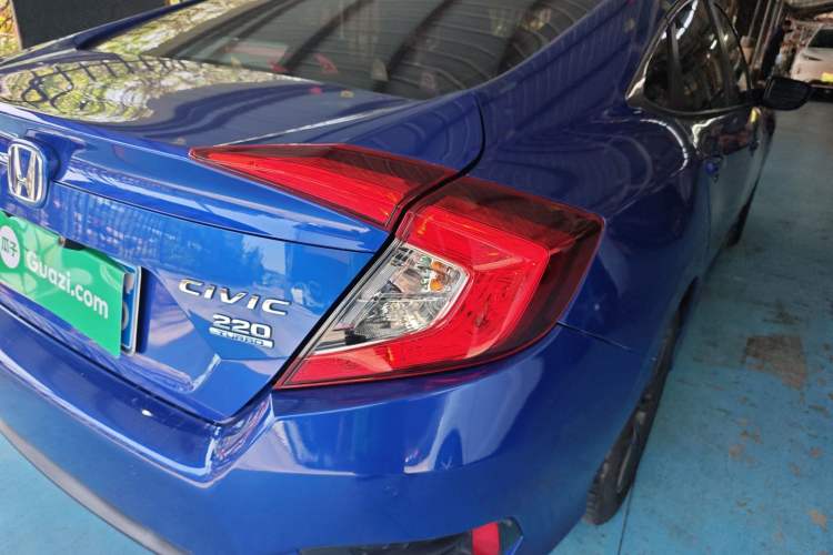 Used Honda Civic 2019 220TURBO CVT Dynamic Edition China VI Exterior 3