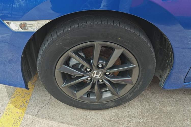 Used Honda Civic 2019 220TURBO CVT Dynamic Edition China VI Exterior 4