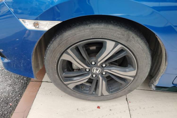 Used Honda Civic 2019 220TURBO CVT Dynamic Edition China VI Emission Standard Exterior 4
