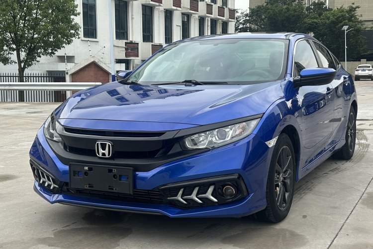 Used Honda Civic 2019 220TURBO CVT Dynamic Edition China VI Exterior 4