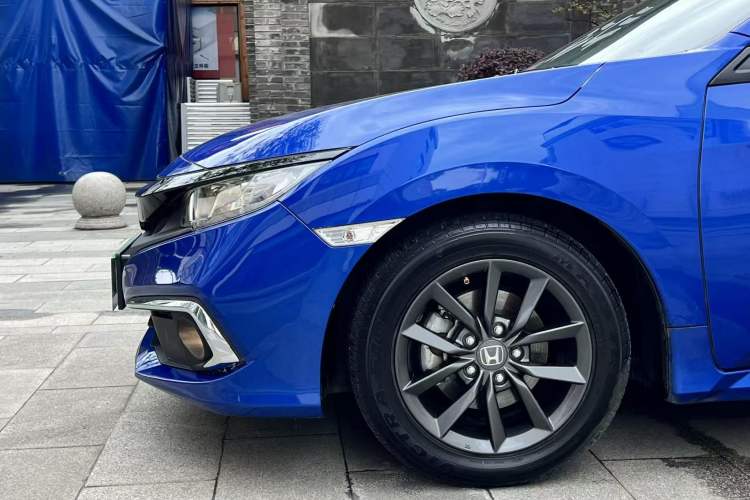 Used Honda Civic 2019 220TURBO CVT Dynamic Edition China VI Exterior 4