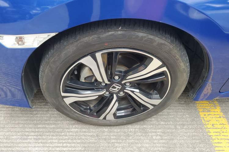 Used Honda Civic 2019 220TURBO CVT Power Edition China VI Emission Standard Exterior 4