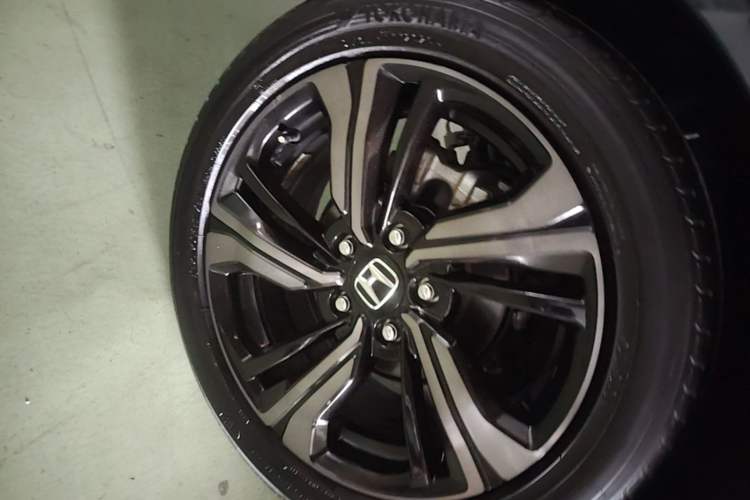 Used Honda Civic 2019 220TURBO CVT Dynamic Edition China VI Emission Standard Exterior 5