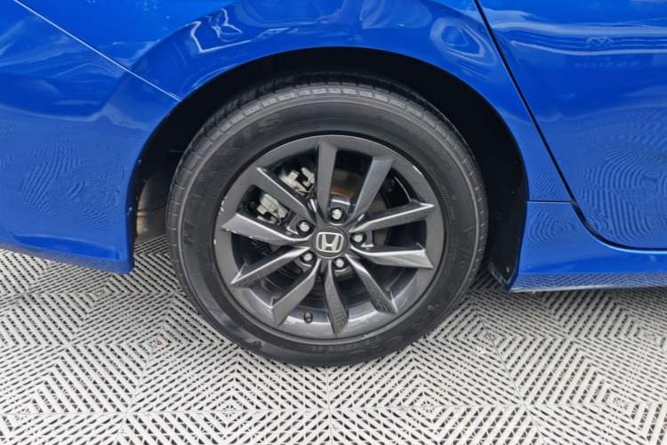 Used Honda Civic 2019 220TURBO CVT Dynamic Edition China V Exterior 5
