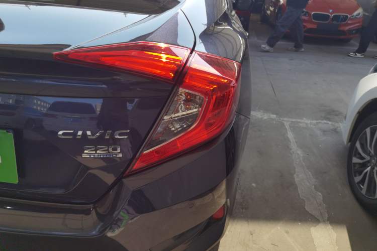 Used Honda Civic 2019 220TURBO CVT Dynamic Edition China VI Exterior 6