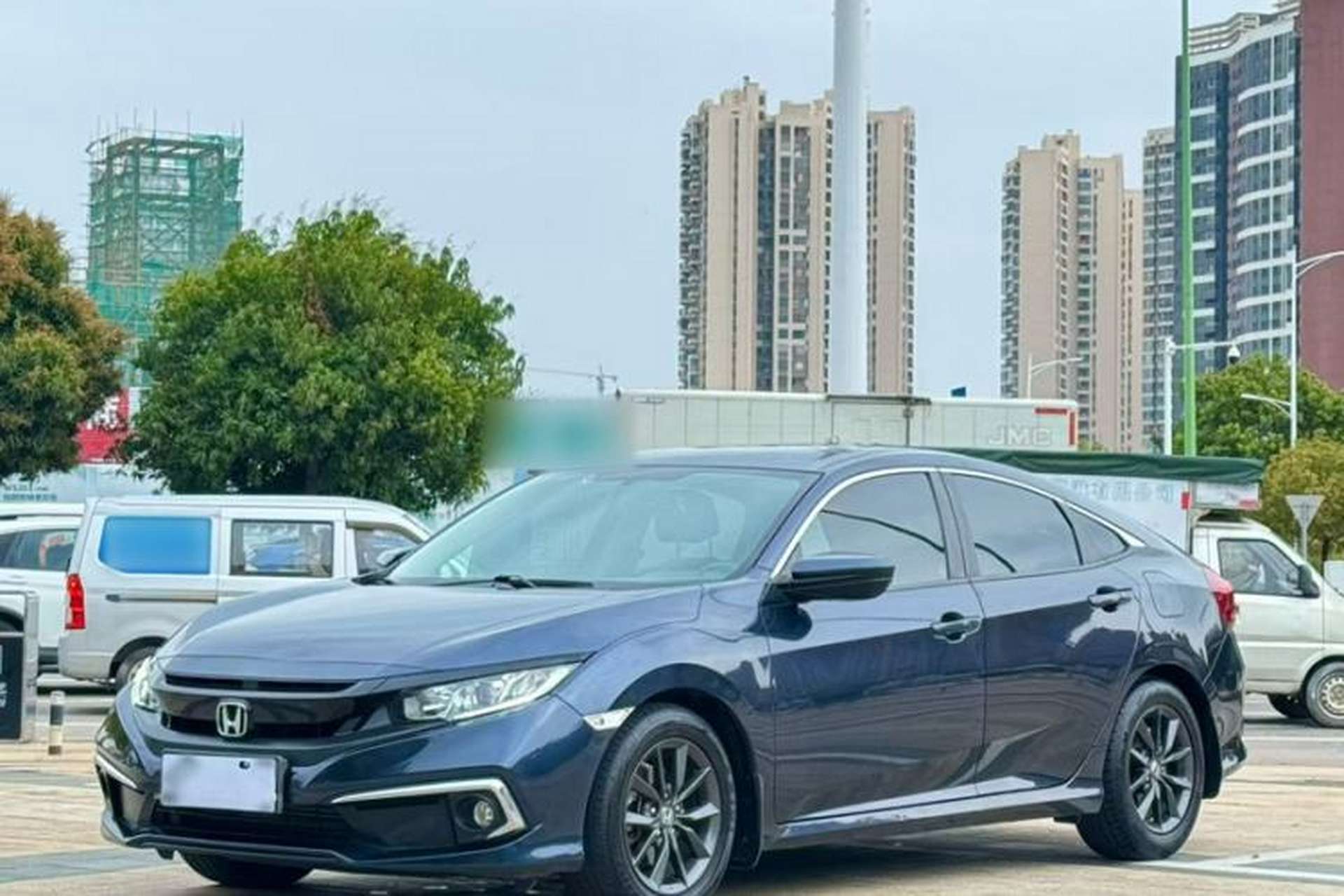 Used Honda Civic 2019 220TURBO CVT Dynamic Edition China VI Front Left 45 Deg