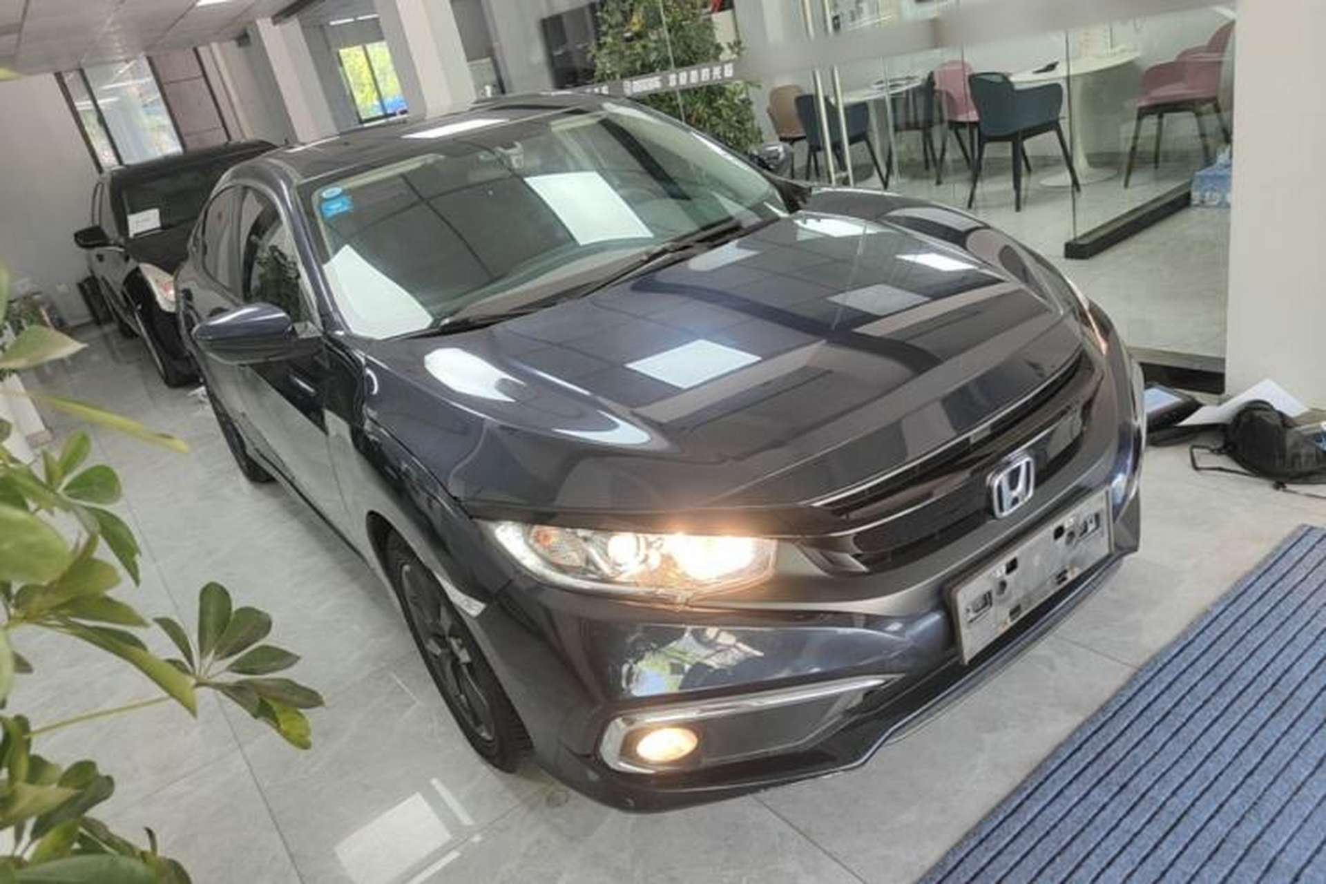 Used Honda Civic 2019 220TURBO CVT Dynamic Edition China VI Front Right 45 Deg
