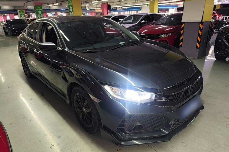 Used Honda Civic 2019 220TURBO CVT Dynamic Edition China VI Front Right 45 Deg