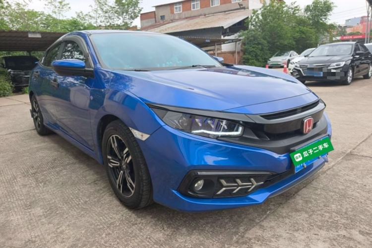 Used Honda Civic 2019 220TURBO CVT Dynamic Edition China VI Front Right 45 Deg
