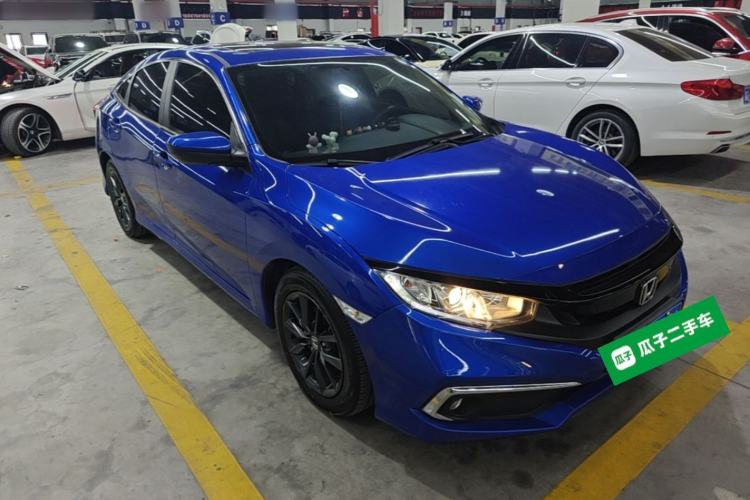 Used Honda Civic 2019 220TURBO CVT Dynamic Edition China VI Front Right 45 Deg