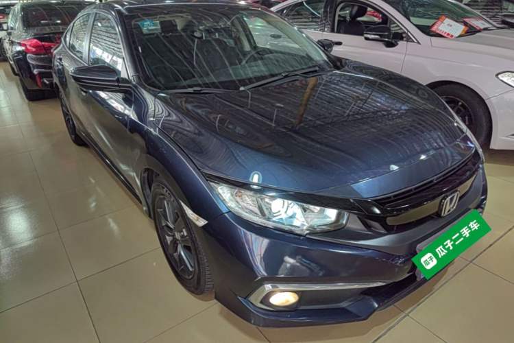 Used Honda Civic 2019 220TURBO CVT Dynamic Edition China VI Front Right 45 Deg