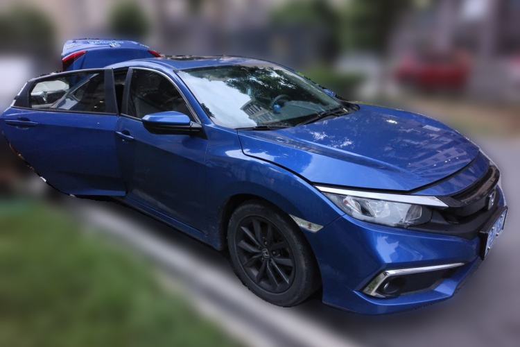 Used Honda Civic 2019 220TURBO CVT Dynamic Edition China V Front Right 45 Deg
