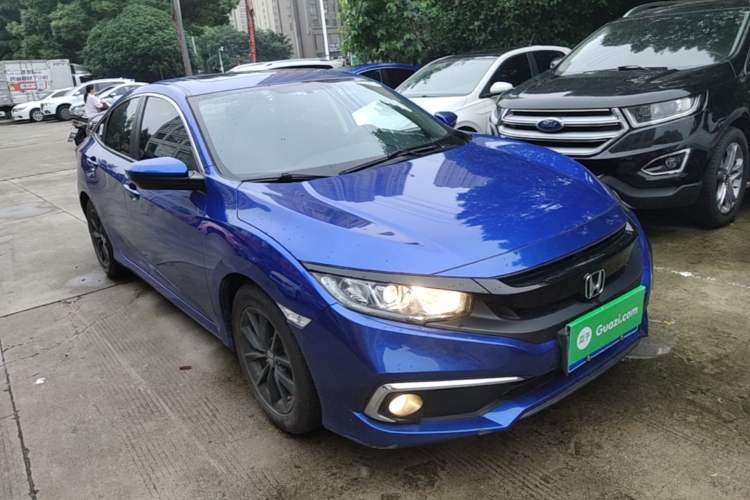 Used Honda Civic 2019 220TURBO CVT Dynamic Edition China VI Front Right 45 Deg