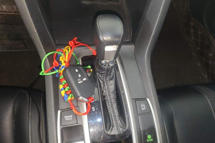 Used Honda Civic 2019 220TURBO CVT Power Edition China VI Emission Standard Gear Lever